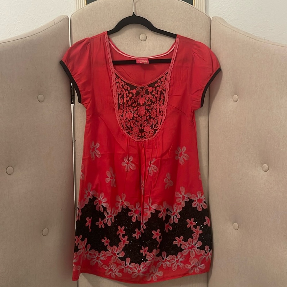 Red & Black Short Sleeve U Neck Mini Dress/Tunic Top wt Shiny Sequins XS-S